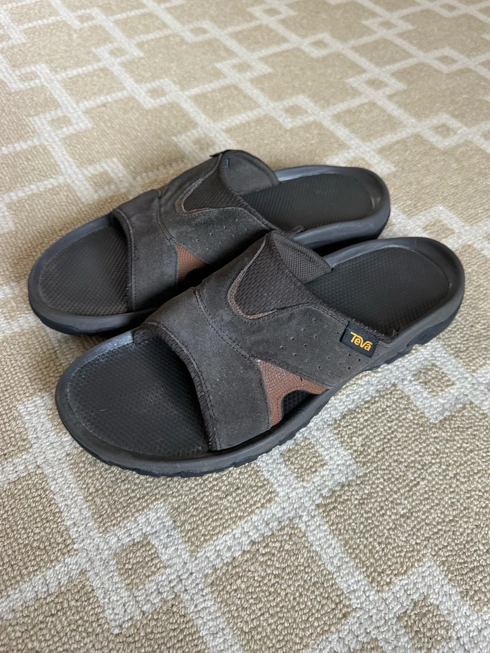 Teva ReEmber Slide Sandals Brown Gray Suede Outdoor Comfort Men’s 11